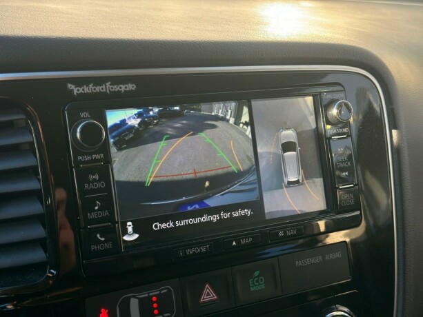 mitsubishi-outlander-elektrisitetbensin-2016-big-24