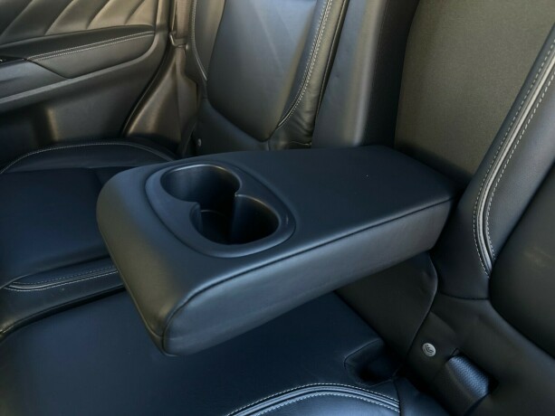 mitsubishi-outlander-elektrisitetbensin-2016-big-15