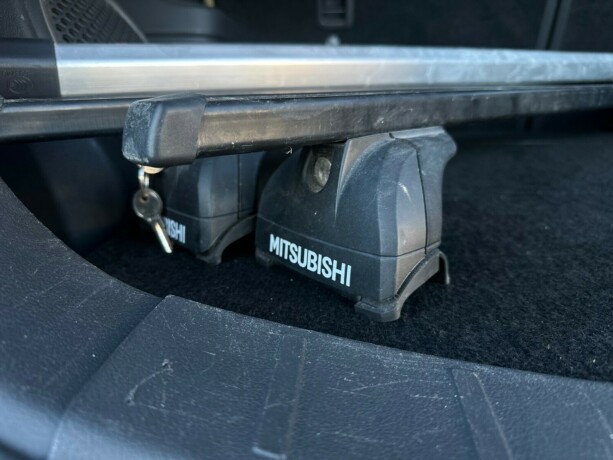 mitsubishi-outlander-elektrisitetbensin-2016-big-31