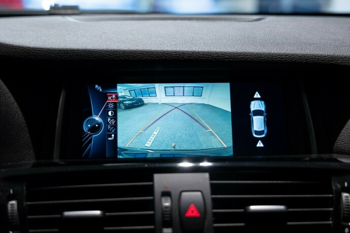 bmw-x4-diesel-2015-big-17