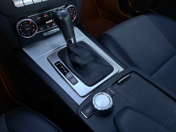 mercedes-benz-c-klasse-diesel-2012-big-19