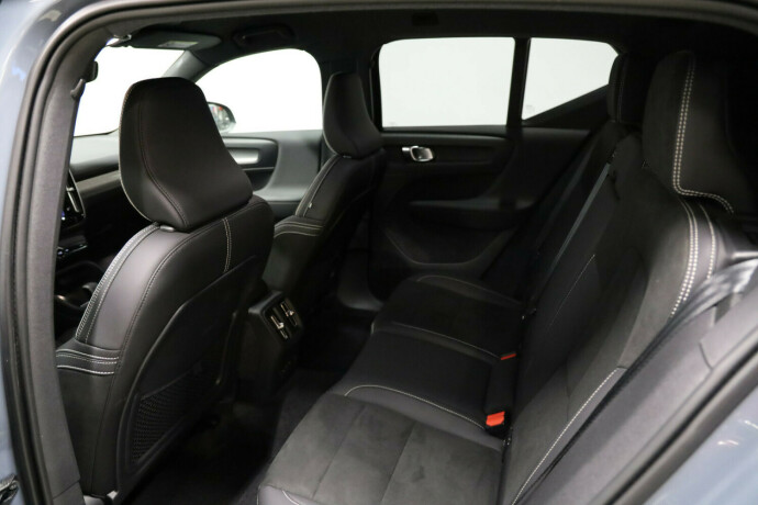 volvo-xc-40-elektrisitet-2022-big-10