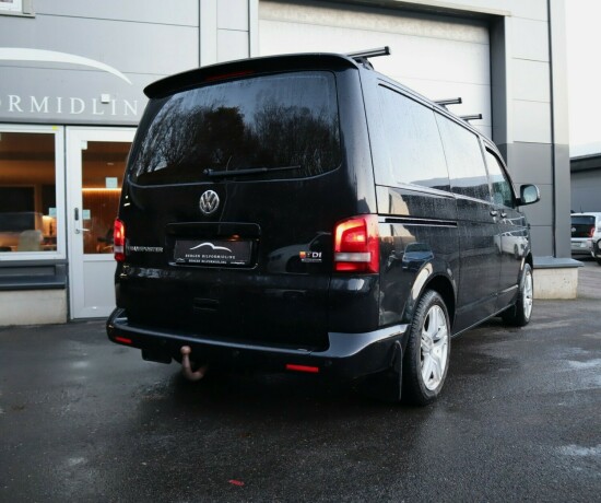 volkswagen-transporter-diesel-2012-big-3