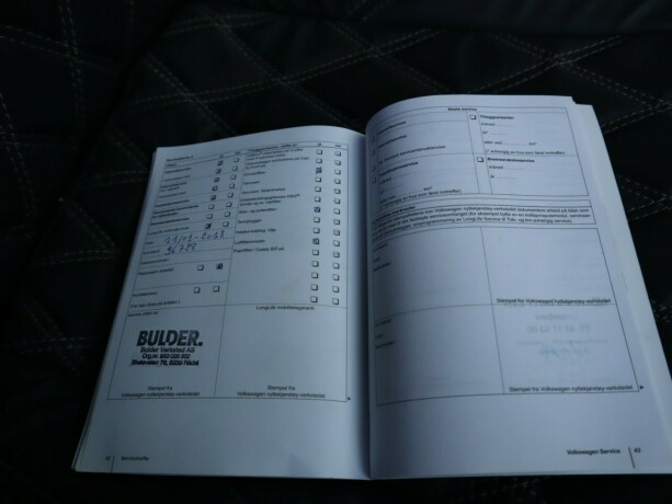 volkswagen-transporter-diesel-2012-big-22