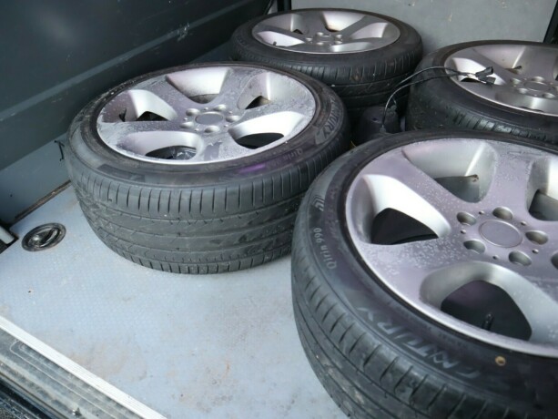 volkswagen-transporter-diesel-2012-big-14