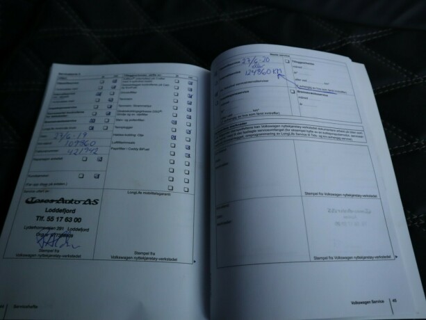 volkswagen-transporter-diesel-2012-big-23