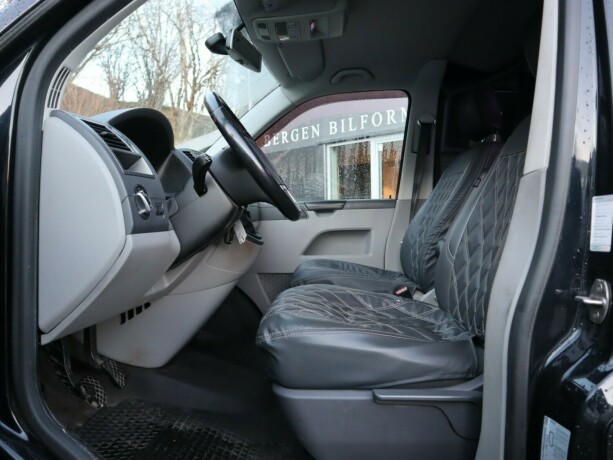 volkswagen-transporter-diesel-2012-big-5