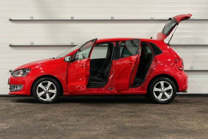 volkswagen-polo-diesel-2010-big-5