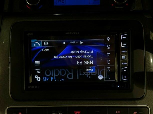 volkswagen-polo-diesel-2010-big-16