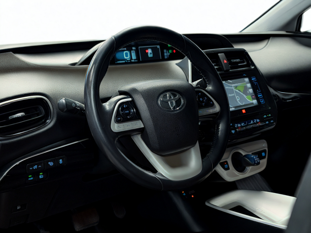 toyota-prius-elektrisitetbensin-2016-big-20