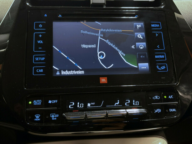 toyota-prius-elektrisitetbensin-2016-big-9