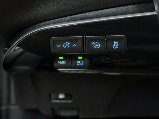 toyota-prius-elektrisitetbensin-2016-big-19