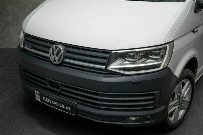 volkswagen-transporter-diesel-2017-big-3