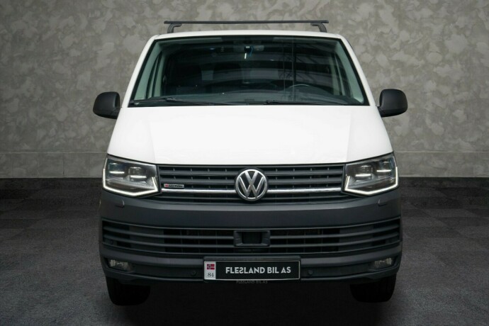 volkswagen-transporter-diesel-2017-big-4