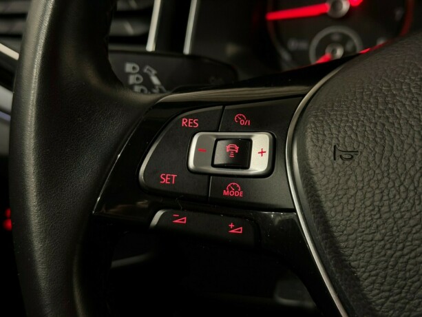 volkswagen-polo-bensin-2018-big-14