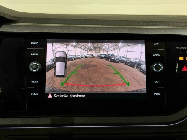 volkswagen-polo-bensin-2018-big-18