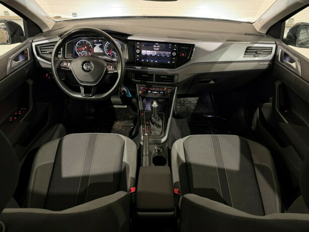 volkswagen-polo-bensin-2018-big-13