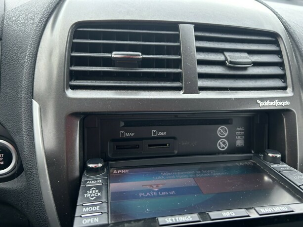 mitsubishi-asx-diesel-2013-big-25