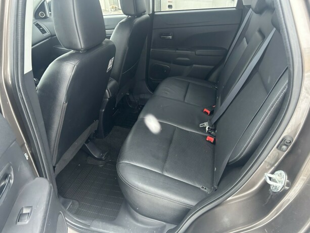 mitsubishi-asx-diesel-2013-big-11