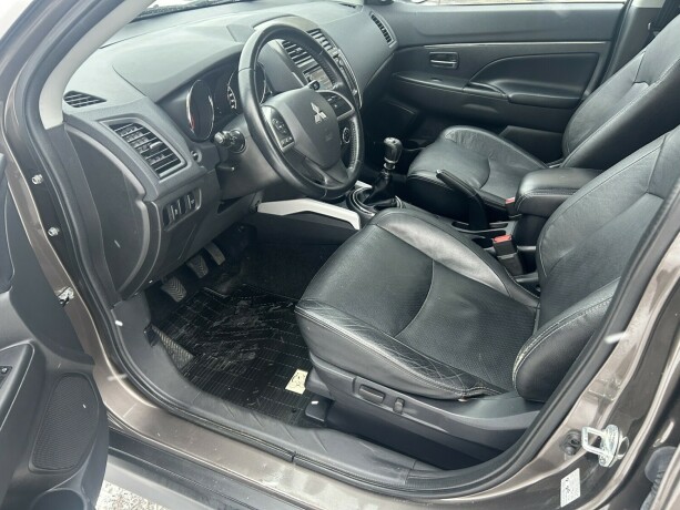 mitsubishi-asx-diesel-2013-big-13