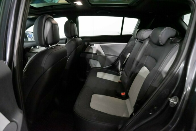 kia-sportage-bensin-2015-big-6