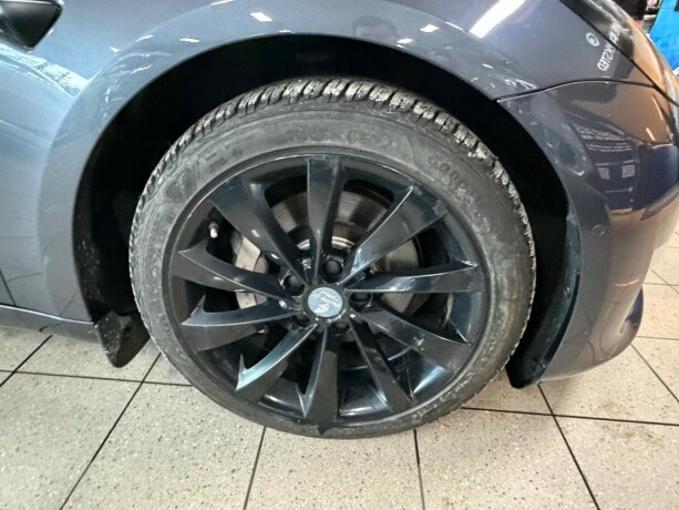 tesla-model-3-elektrisitet-2019-big-9