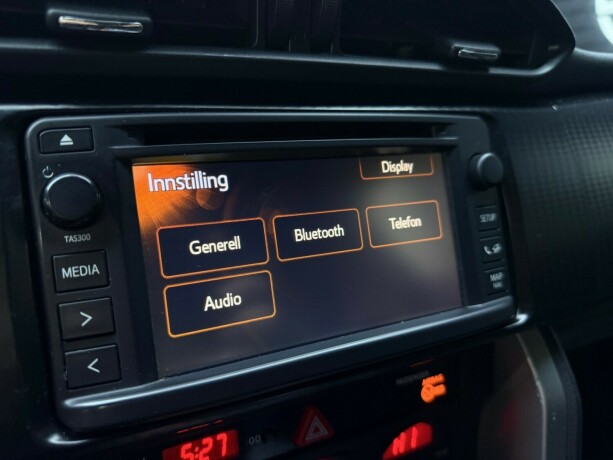 toyota-gt86-bensin-2012-big-19