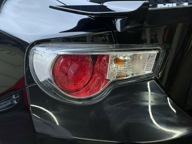 toyota-gt86-bensin-2012-big-7