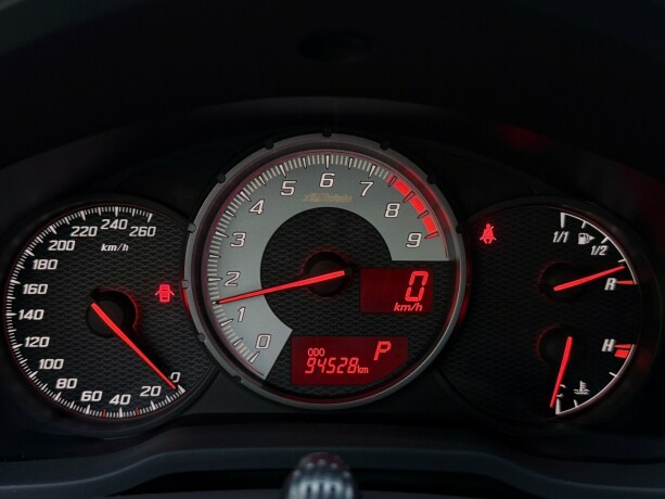 toyota-gt86-bensin-2012-big-16