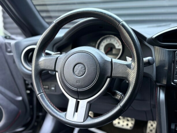 toyota-gt86-bensin-2012-big-14