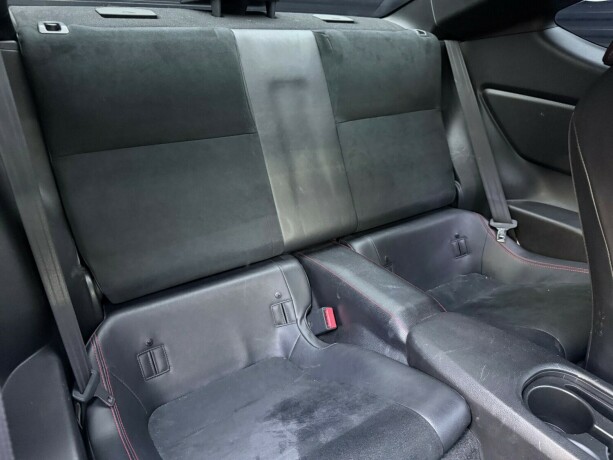 toyota-gt86-bensin-2012-big-26