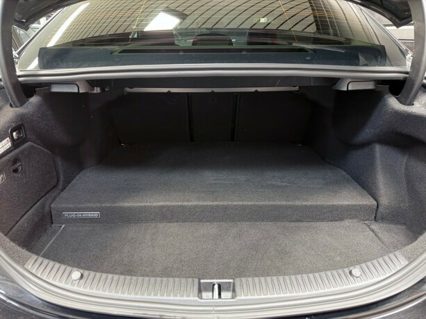 mercedes-benz-c-klasse-elektrisitetbensin-2018-big-20