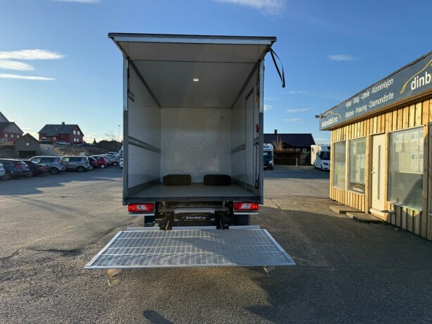 ford-transit-diesel-2020-big-7