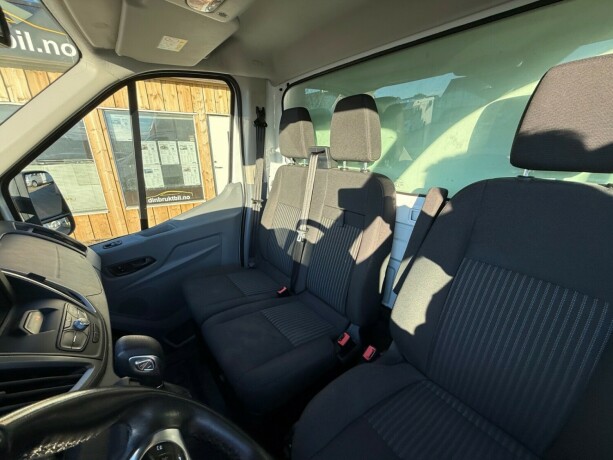 ford-transit-diesel-2020-big-22