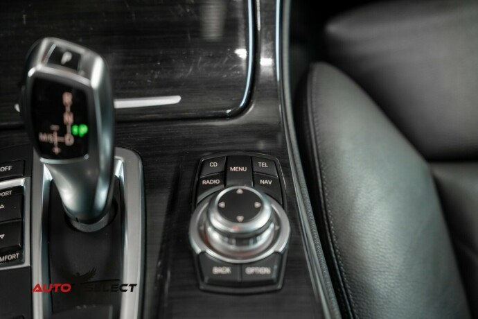 bmw-5-serie-diesel-2012-big-43