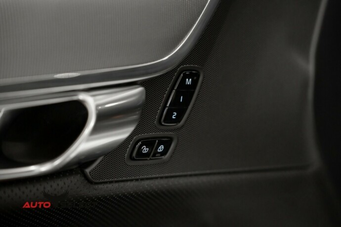 volvo-v90-diesel-2017-big-25