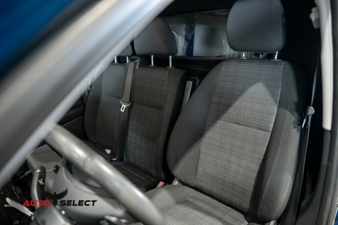 mercedes-benz-vito-diesel-2016-big-22