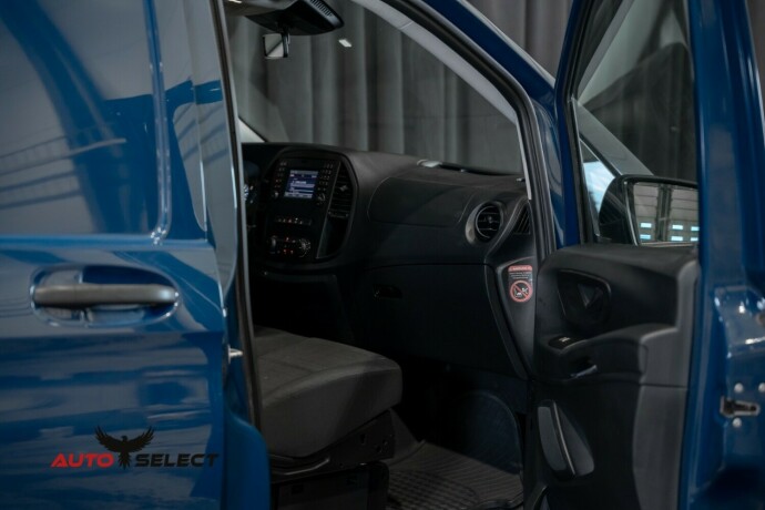 mercedes-benz-vito-diesel-2016-big-16