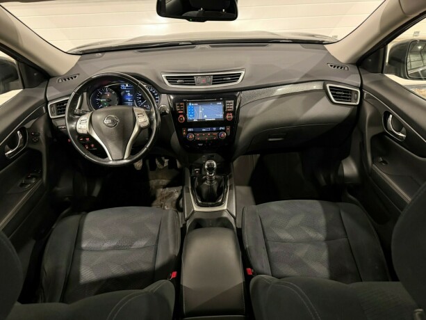 nissan-x-trail-diesel-2016-big-15