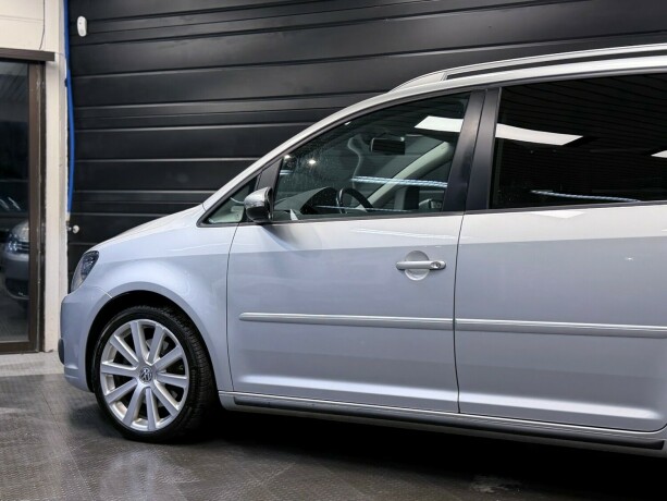 volkswagen-touran-diesel-2013-big-6