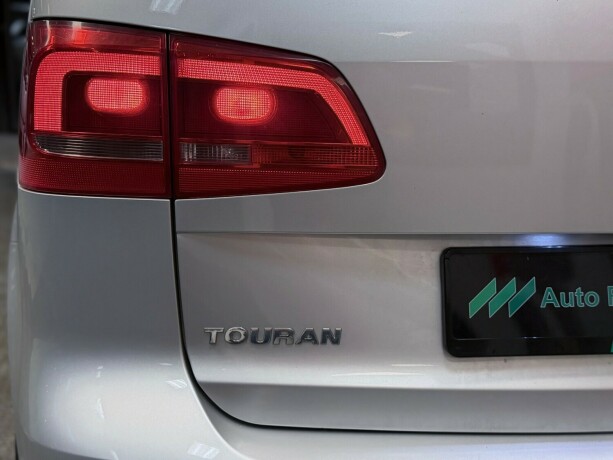 volkswagen-touran-diesel-2013-big-25