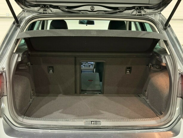 volkswagen-golf-elektrisitet-2019-big-12