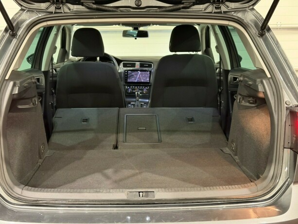 volkswagen-golf-elektrisitet-2019-big-13