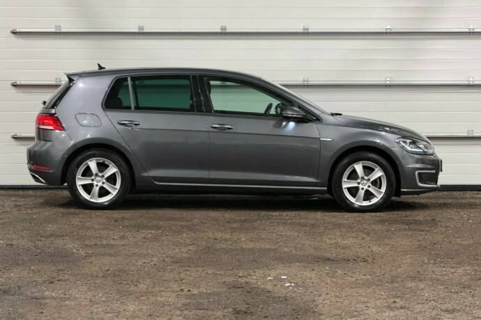 volkswagen-golf-elektrisitet-2019-big-1