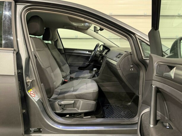 volkswagen-golf-elektrisitet-2019-big-9