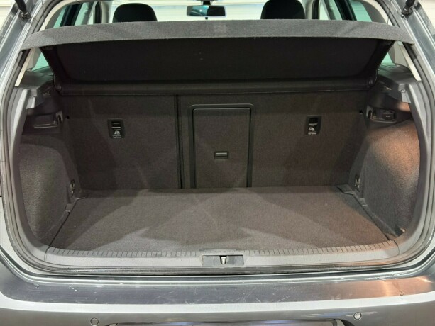 volkswagen-golf-elektrisitet-2019-big-11