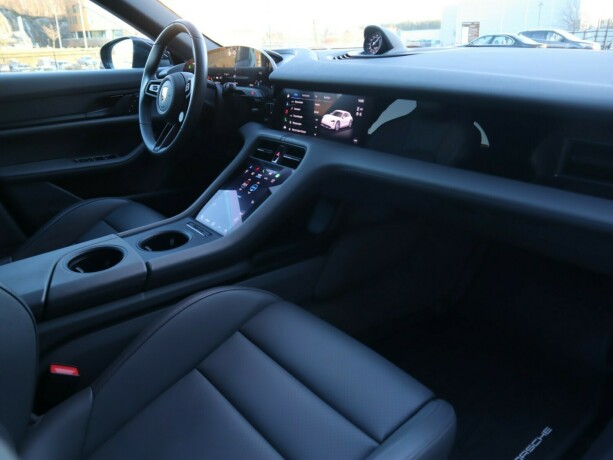 porsche-taycan-cross-turismo-elektrisitet-2022-big-42