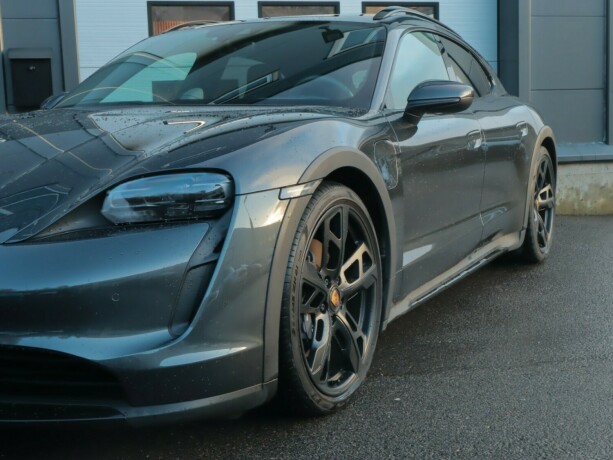 porsche-taycan-cross-turismo-elektrisitet-2022-big-1