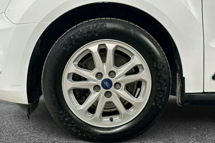 ford-transit-connect-diesel-2022-big-19