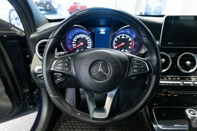 mercedes-benz-c-klasse-bensin-2015-big-10